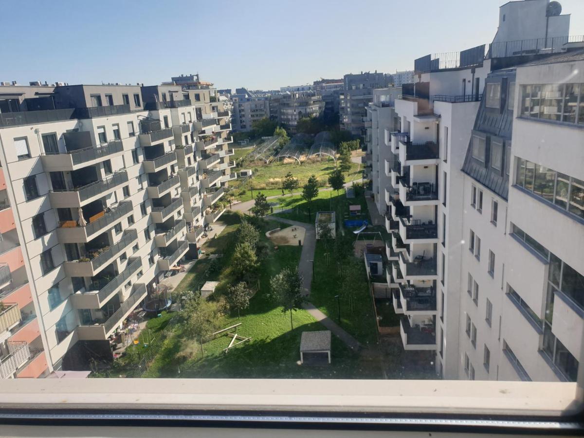 Cozy Bright Penthouse Close To U1 And U6 Metros Vienna Exterior photo