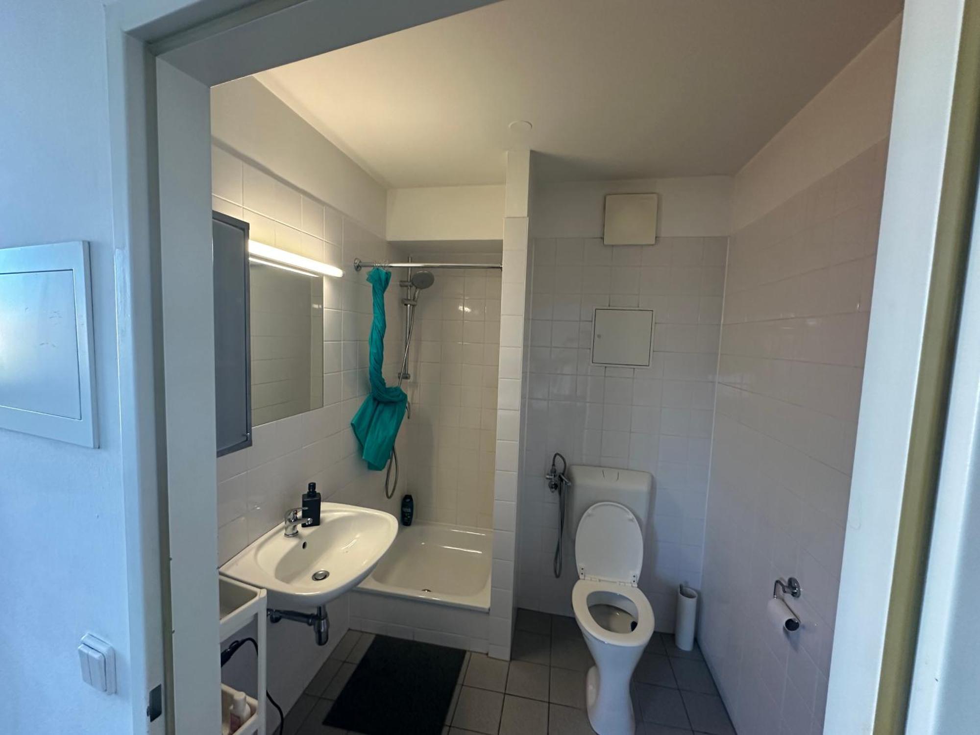 Cozy Bright Penthouse Close To U1 And U6 Metros Vienna Exterior photo